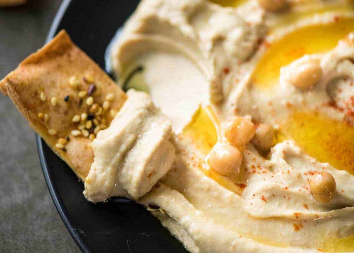 Everyone needs a great Hummus recipe. No unnecessary frills. Just a classic done right. recipetineats.com